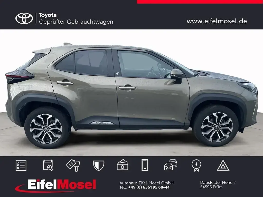Gebraucht Toyota Yaris Cross Team 116 PS (85 kW) 2022 Braun SUV