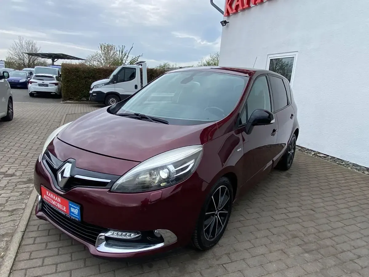Gebraucht Renault Scénic III Bose Edition 150 PS (110 kW) 2013 Rot Van / Kleinbus