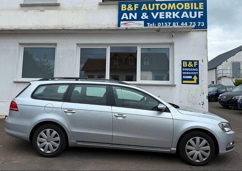 Gebraucht VW Passat Trendline 140 PS (102 kW) 2013 Silber Kombi
