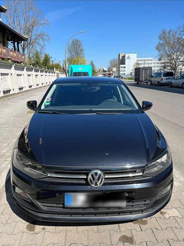 Gebraucht VW Polo 75 PS (55 kW) 2017 Schwarz Kleinwagen