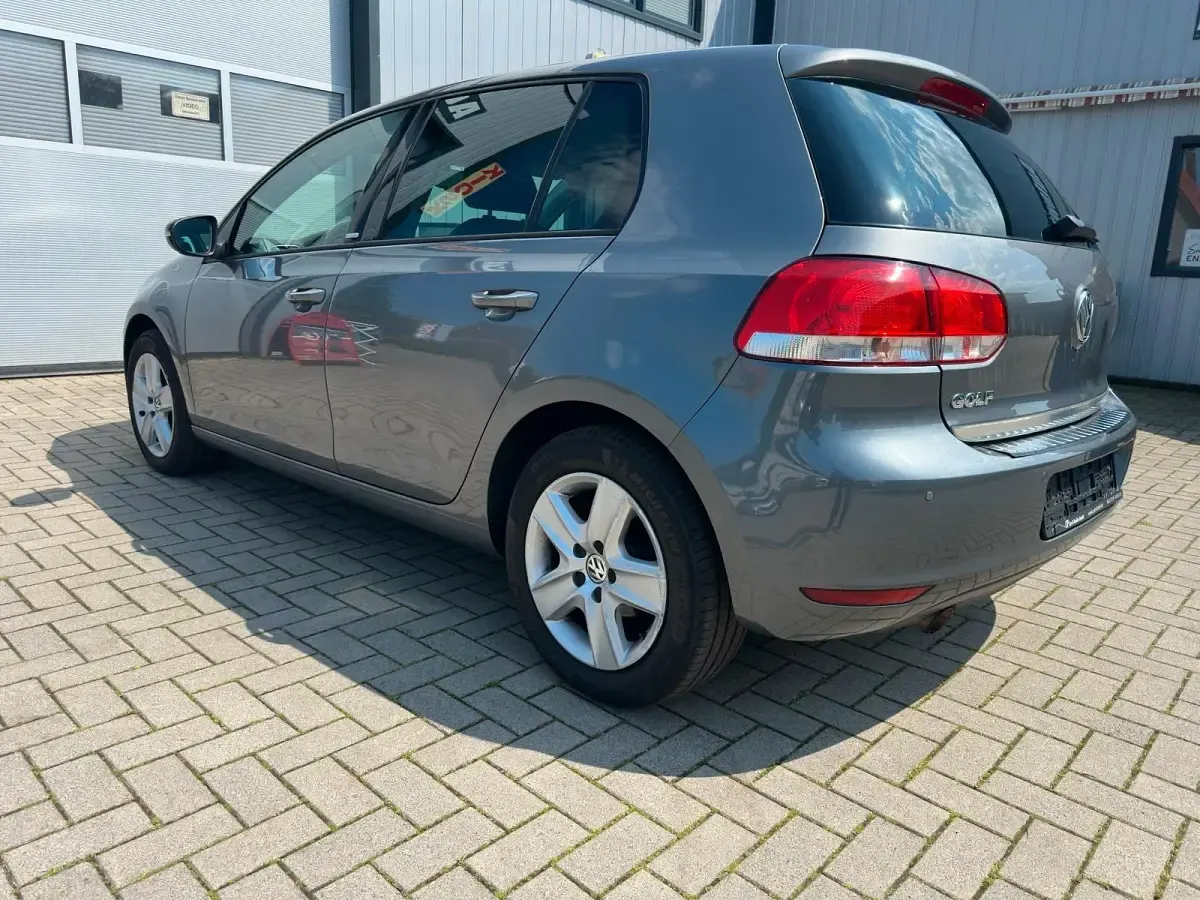 Gebraucht VW Golf VI Style 105 PS (77 kW) 2011 Limousine