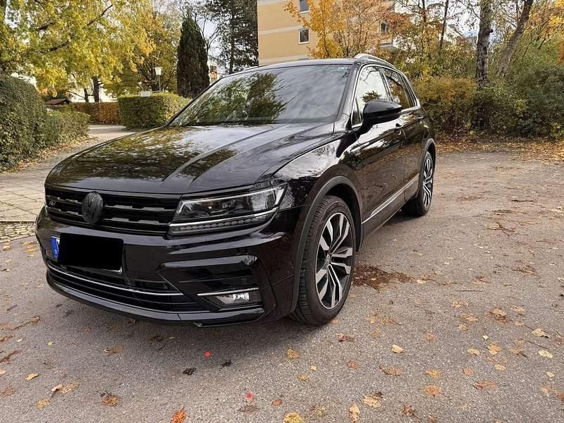 Schwarz Gebraucht 2018 VW Tiguan R-line SUV | 24.700 € (Superpreis) - Bild 1/4
