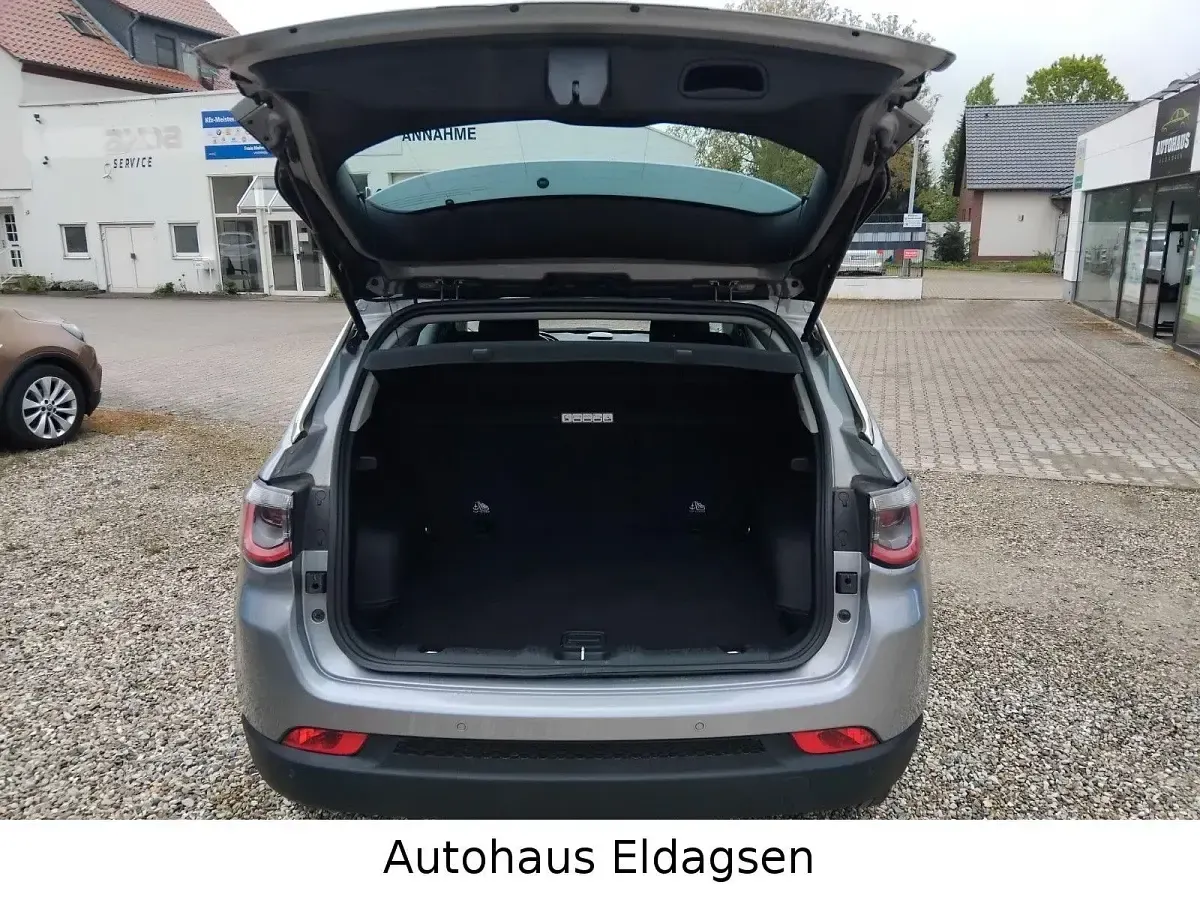 Usata Jeep Compass Longitude Plus 140 CV (102 kW) 2018 Grigio SUV