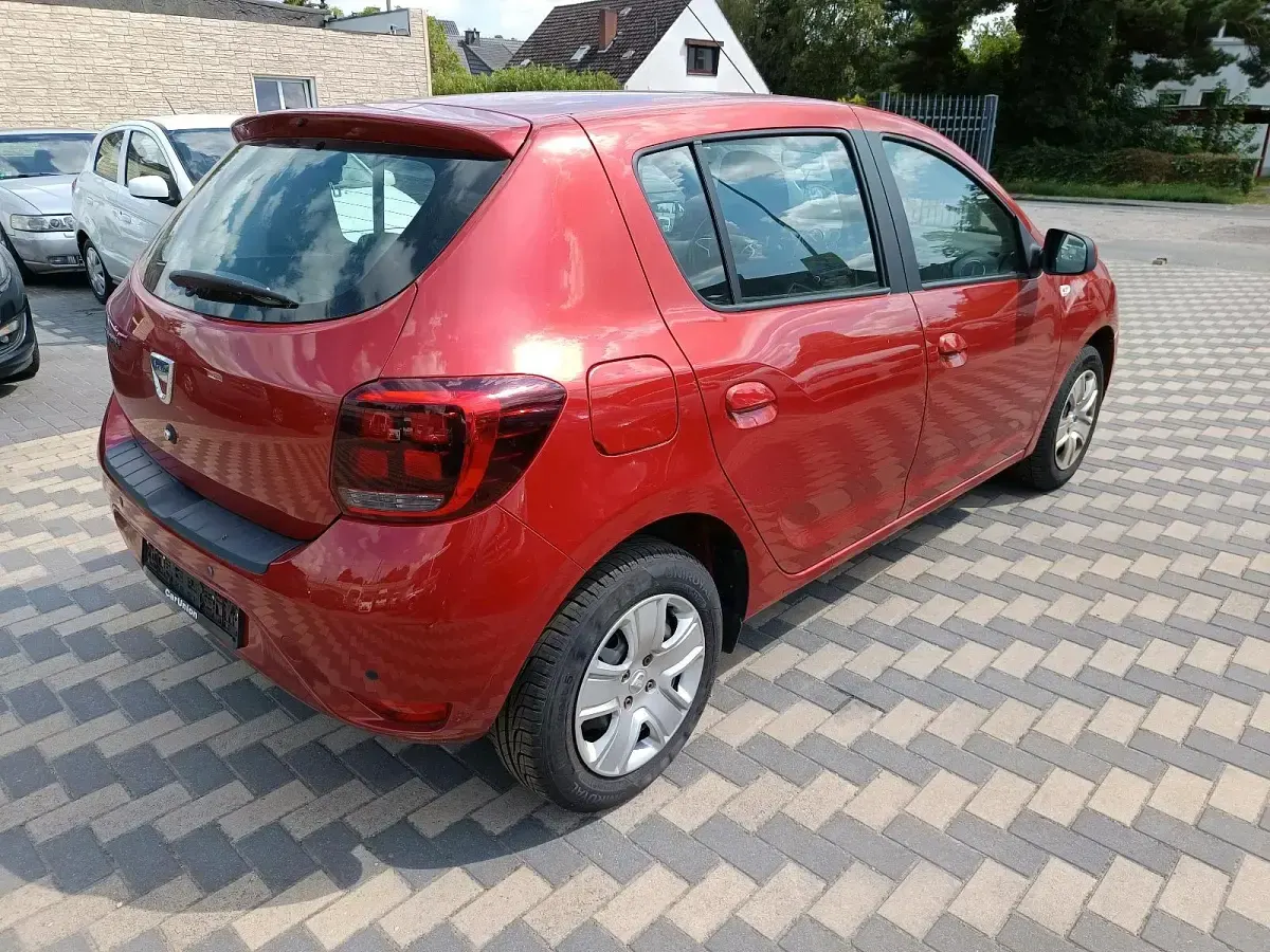 Gebraucht Dacia Sandero 90 PS (66 kW) 2019 Rot Kleinwagen