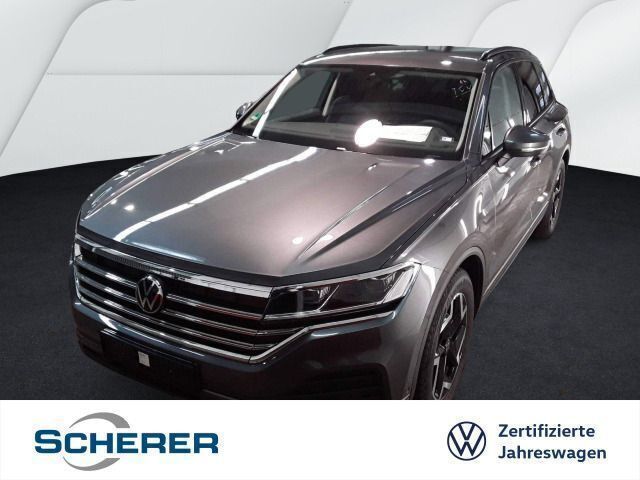 Siliziumgrau metallic (metallic) Gebraucht 2024 VW Touareg Basis SUV | 58.400 € (Fairer Preis) - Bild 1/4