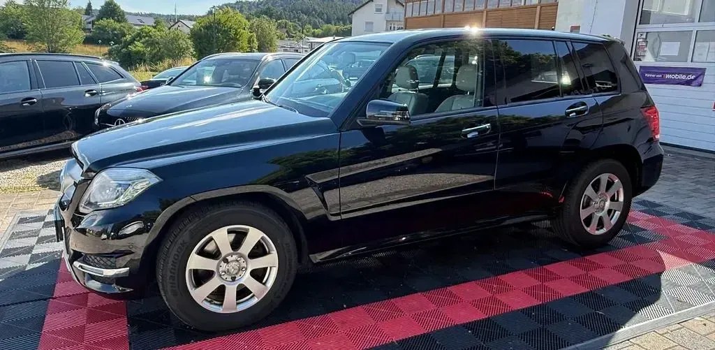 Gebraucht Mercedes GLK350 265 PS (194 kW) 2015 Schwarz SUV