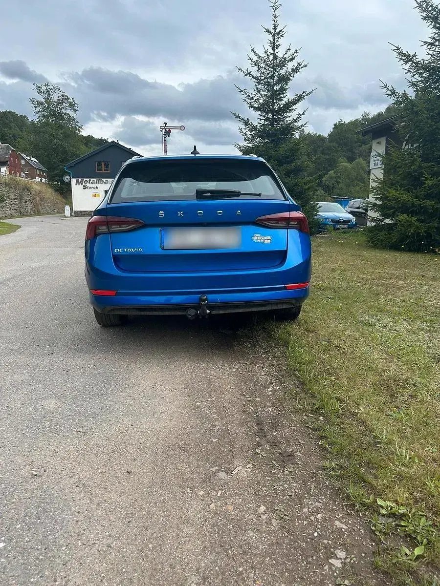 Gebraucht Skoda Octavia Style 150 PS (110 kW) 2021 Blau Kombi