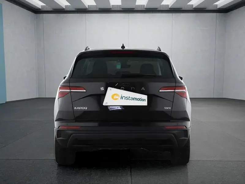 Gebraucht Skoda Karoq 150 PS (110 kW) 2025 Schwarz SUV