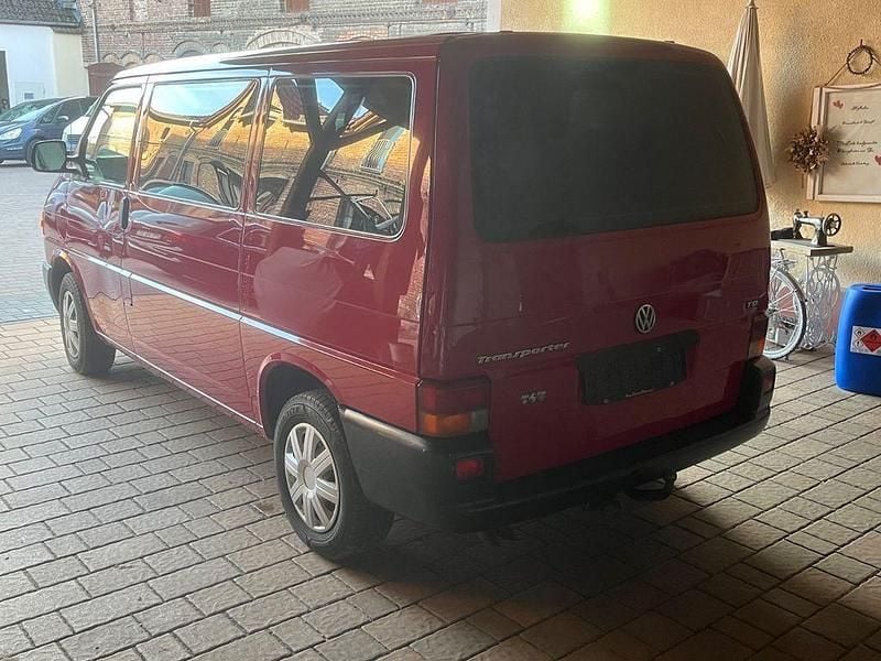 Gebraucht VW T4 88 PS (64 kW) 2001 Van