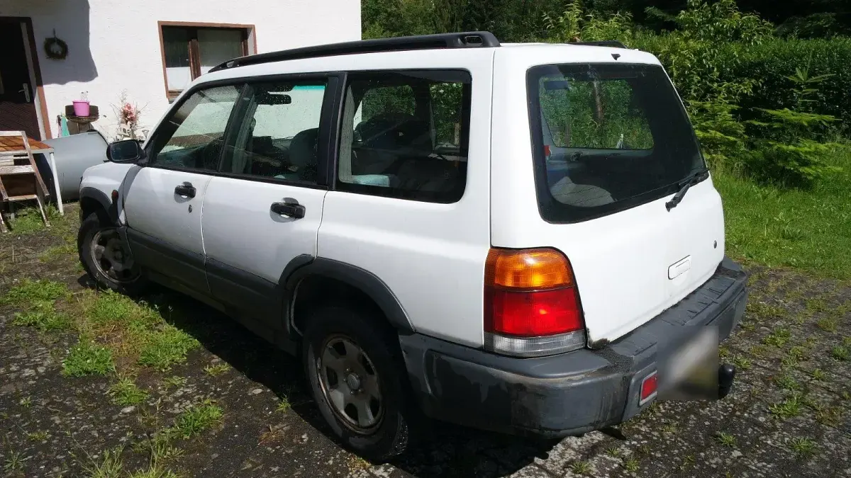 Gebraucht Subaru Forester 122 PS (89 kW) 2000 Weiß SUV