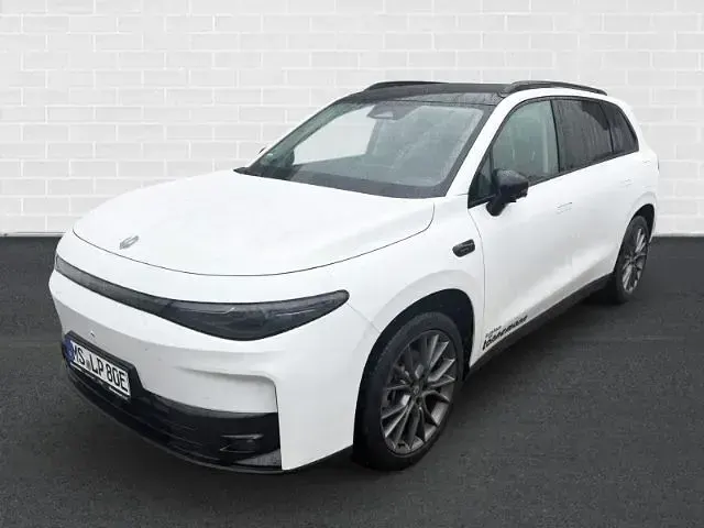 Gebraucht Leapmotor C10 215 PS (158 kW) 2026 SUV