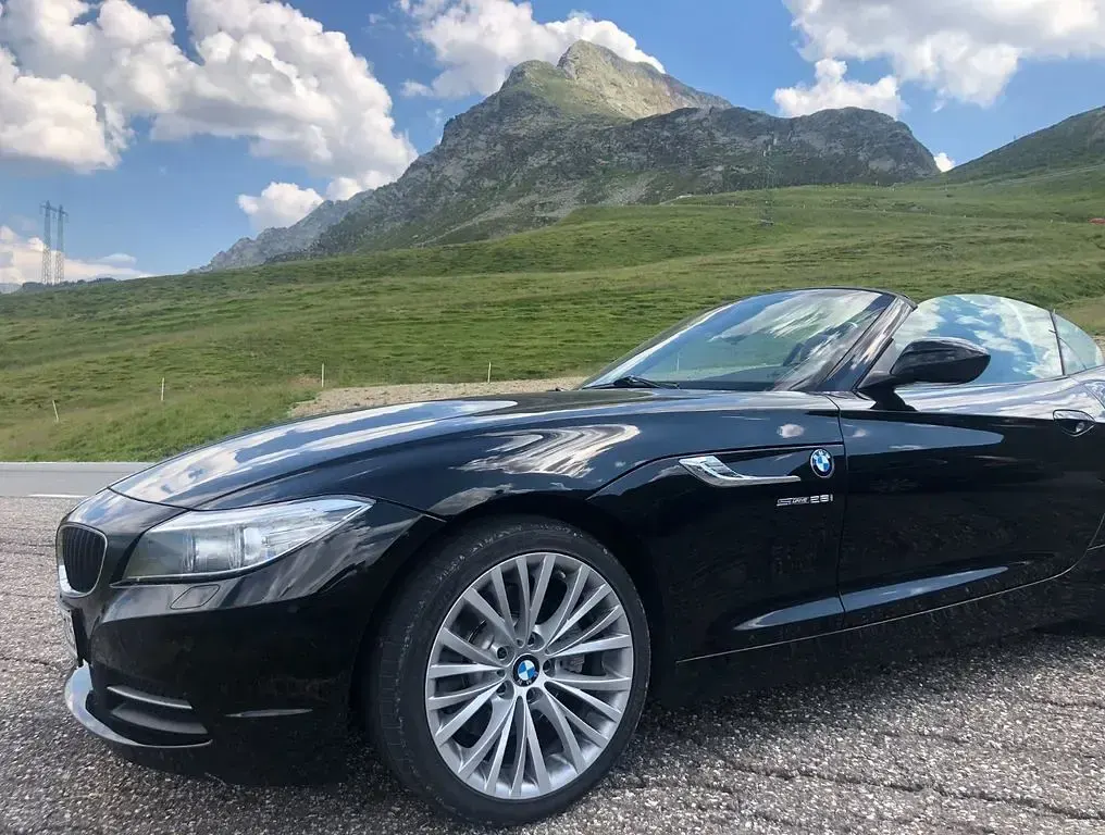 Gebraucht BMW Z4 Sport Line 245 PS (180 kW) 2015 Schwarz Cabrio