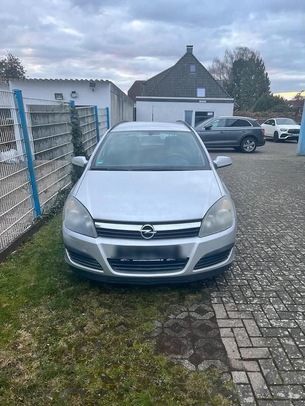 Silber Gebraucht 2005 Opel Astra Kombi | 1.150 € (Superpreis) - Bild 1/4