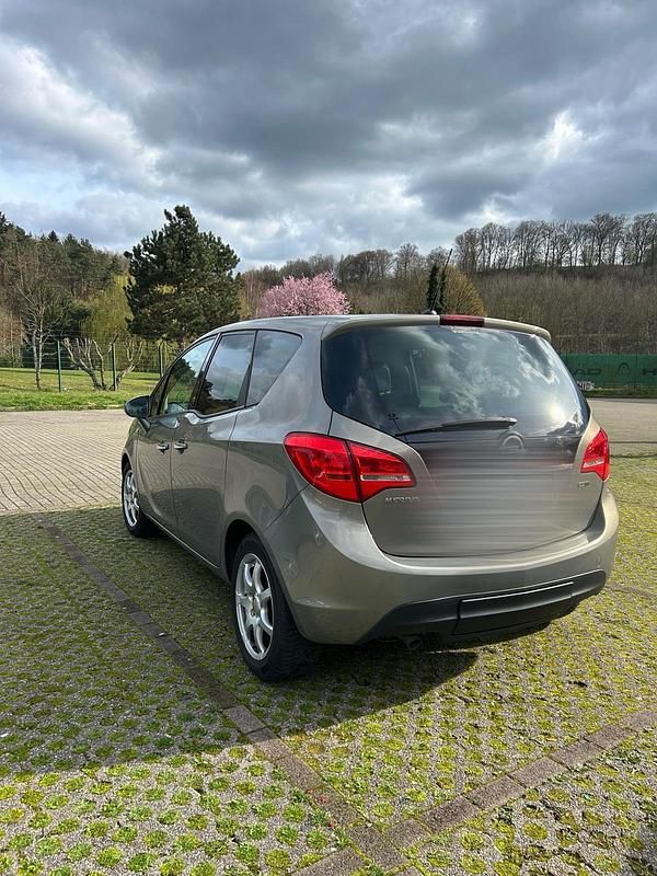 Usata Opel Meriva 2011 Monovolume