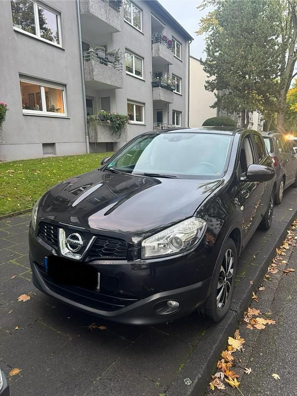 Schwarz Gebraucht 2012 Nissan Qashqai SUV | 3.900 € (Superpreis) - Bild 1/4