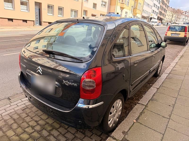 Gebraucht Citroën Xsara Picasso 109 PS (80 kW) 2008 Schwarz Van / Kleinbus