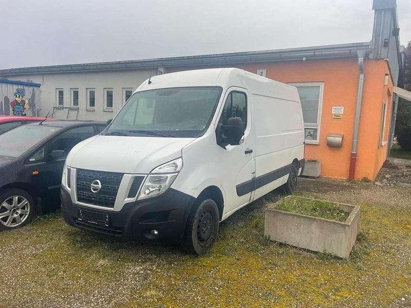 Weiß Gebraucht 2019 Nissan NV400 Base Van | 6.699 € (Superpreis) - Bild 1/4