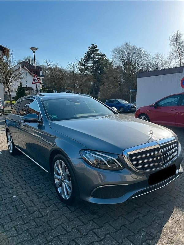 Gebraucht Mercedes E350 Exclusive 258 PS (189 kW) 2017 Grau Kombi