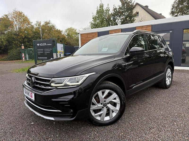 Gebraucht VW Tiguan 200 PS (147 kW) 2023 Schwarz SUV