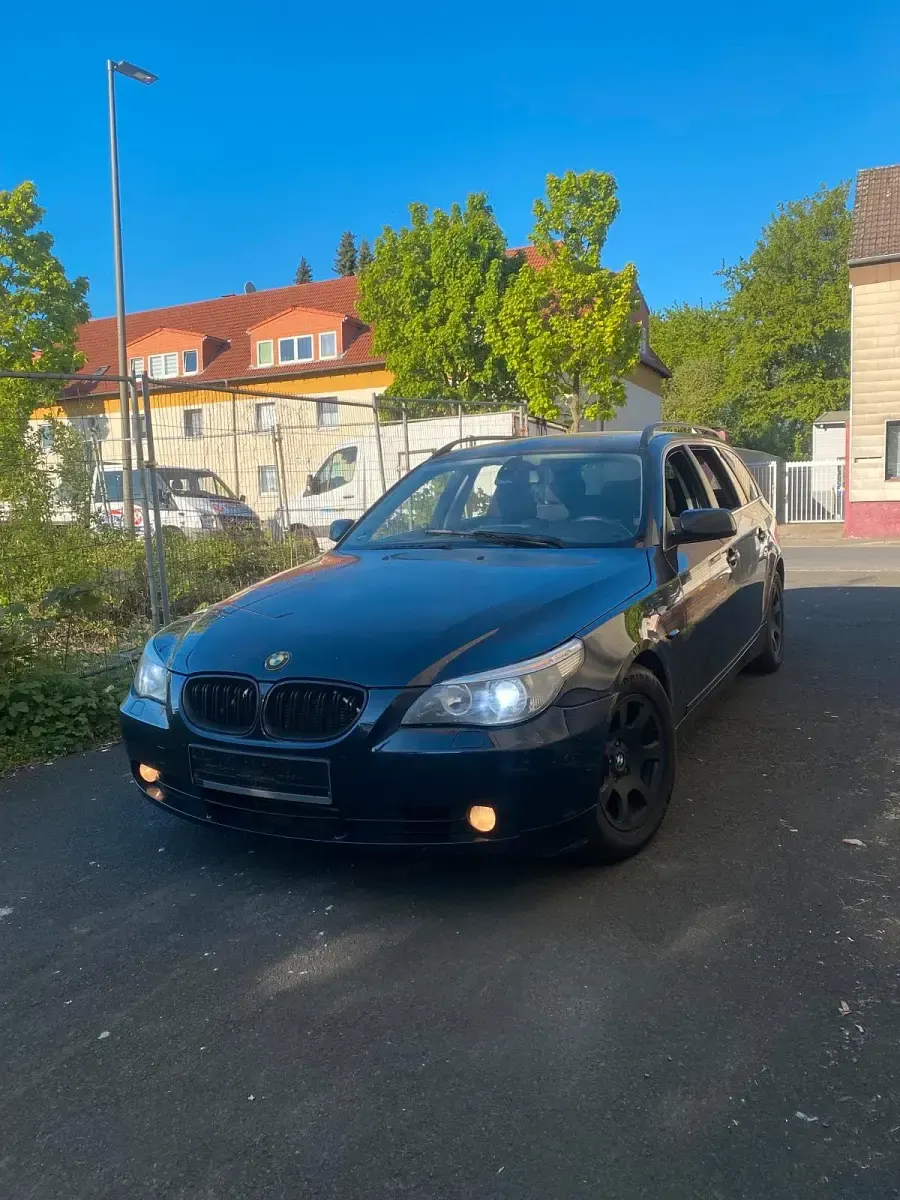 Second-hand BMW 525 200 CP (147 kW) 2006 Albastru Break