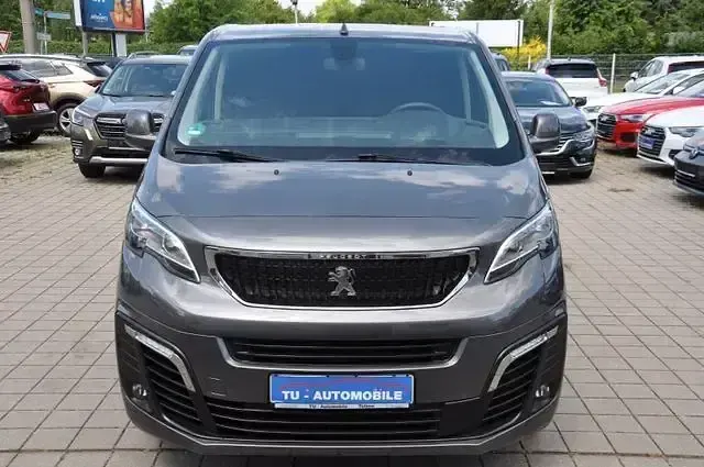 Gebraucht Peugeot Expert Premium 180 PS (132 kW) 2018 Grau Van