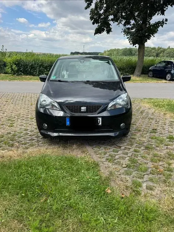 Gebraucht Seat Mii 75 PS (55 kW) 2012 Schwarz Kleinwagen