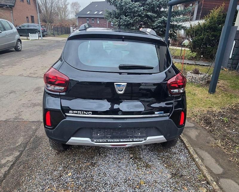 Gebraucht Dacia Spring Comfort Plus 33 kW (45 PS) 2022 Schwarz Kleinwagen