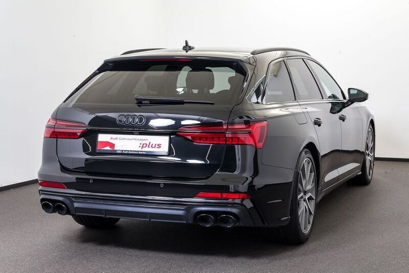 Gebraucht Audi S6 Ambiente 344 PS (253 kW) 2022 Mythosschwarz metallic Kombi