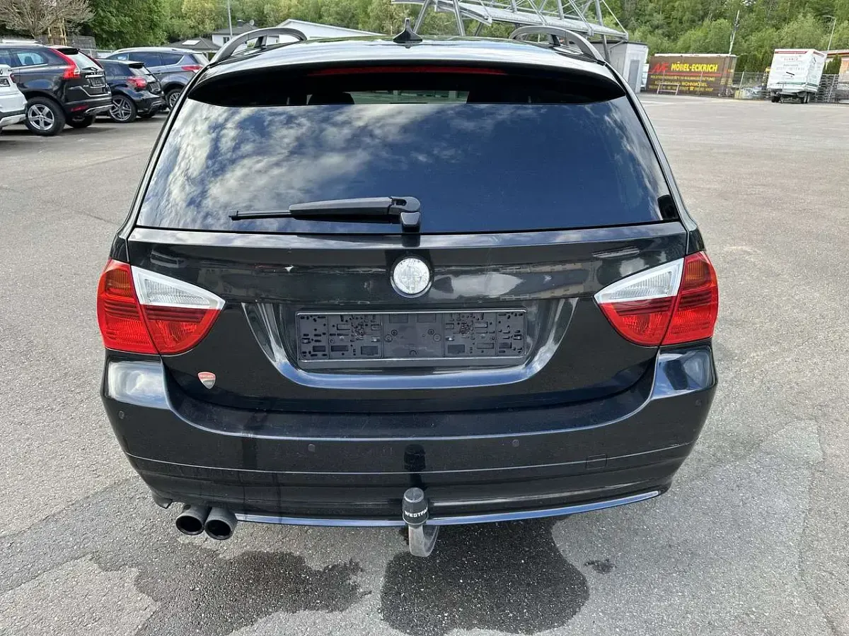 Gebraucht BMW 325 218 PS (160 kW) 2007 Kombi