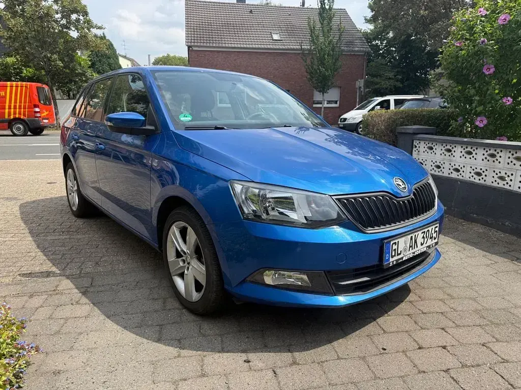 Gebraucht Skoda Fabia Active 95 PS (69 kW) 2018 Blau Kombi