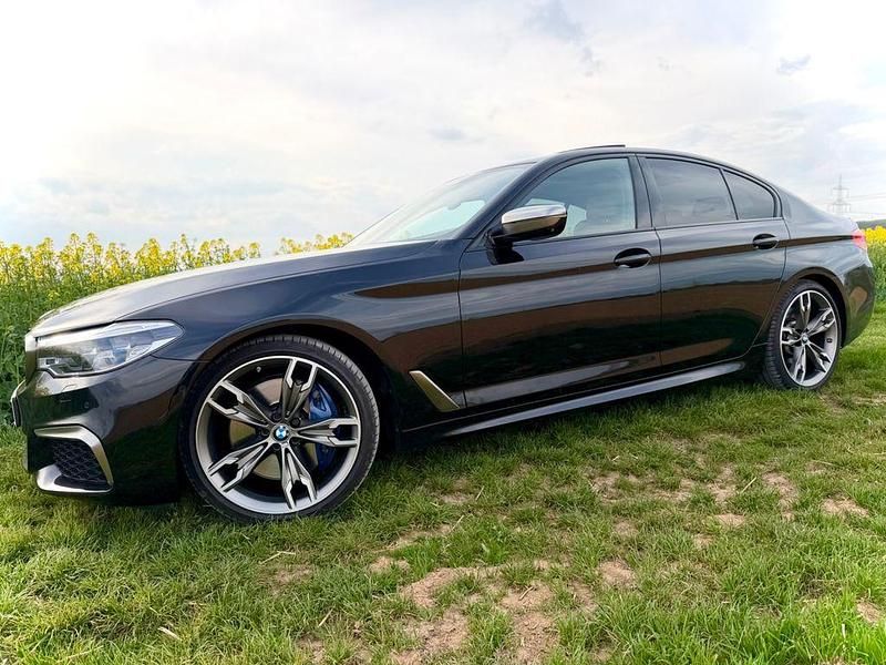 Gebraucht BMW M550 Sport Line 530 PS (389 kW) 2019 Schwarz Limousine