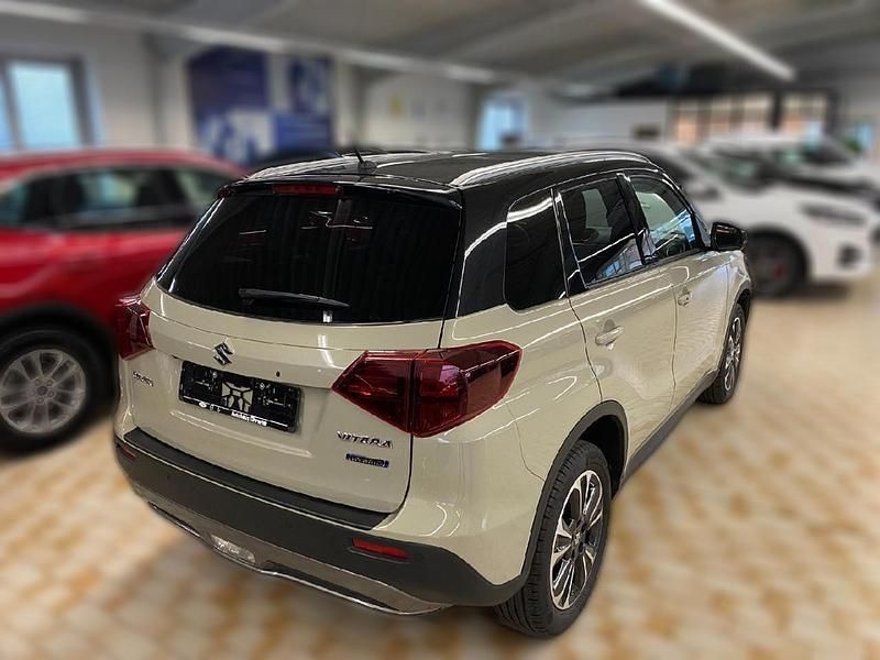 Gebraucht Suzuki Vitara Comfort 116 PS (85 kW) 2022 SUV