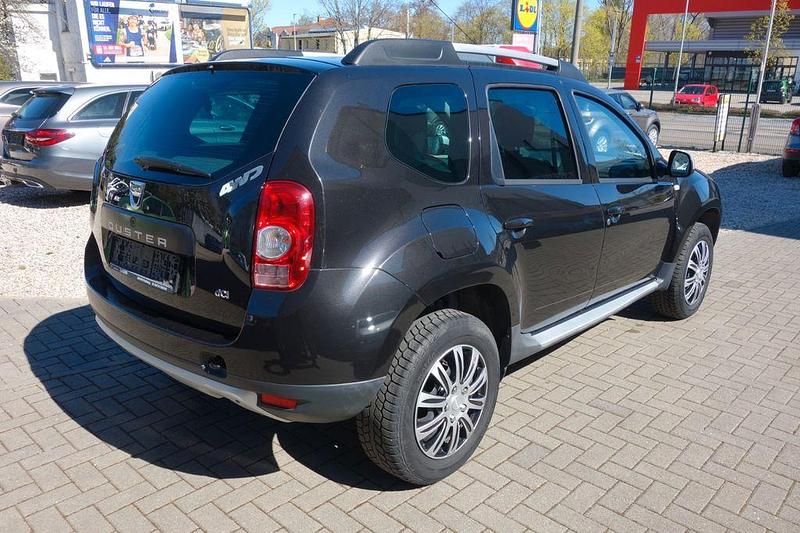 Gebraucht Dacia Duster Lauréate 110 PS (80 kW) 2012 Schwarz SUV
