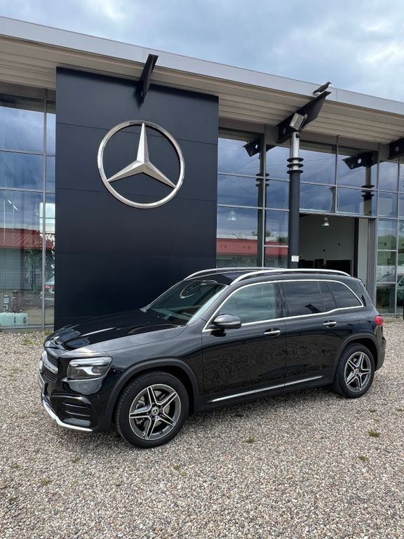 Schwarz Gebraucht 2024 Mercedes GLB220 AMG SUV | 49.850 € (Teuer) - Bild 1/4
