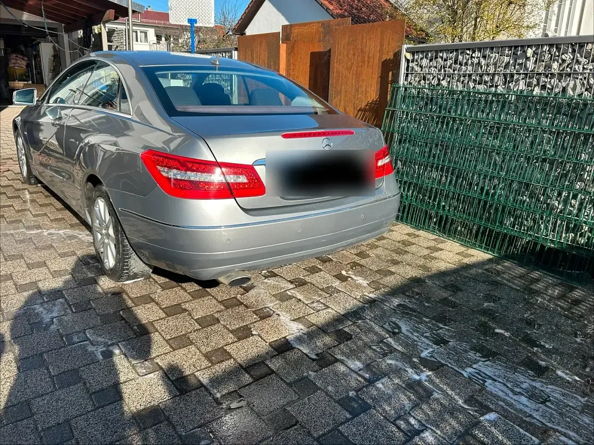 Second-hand Mercedes E250 204 CP (150 kW) 2009 Gri Coupe