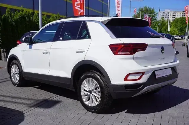 Gebraucht VW T-Roc 110 PS (80 kW) 2023 Weiß SUV