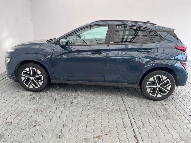 Gebraucht Hyundai Kona Trend 100 kW (136 PS) 2021 Andere farbe SUV
