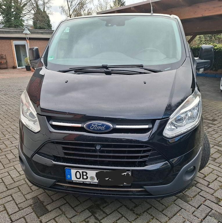 Gebraucht Ford Tourneo Titanium 170 PS (125 kW) 2017 Schwarz Van / Kleinbus
