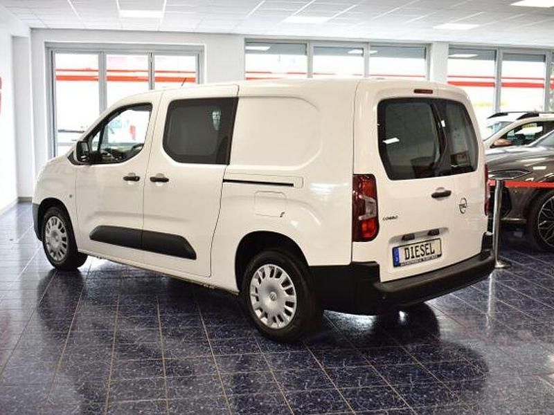 Gebraucht Opel Combo 131 PS (96 kW) 2020 Jade weiss Van / Kleinbus