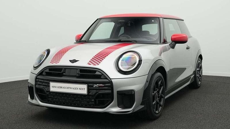 Grau Gebraucht 2024 Mini John Cooper Works Kleinwagen | 25.779 € (Fairer Preis) - Bild 1/4
