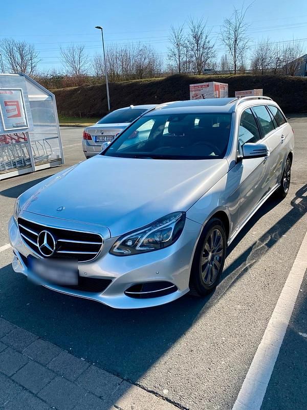 Gebraucht Mercedes E200 136 PS (100 kW) 2015 Grau Kombi