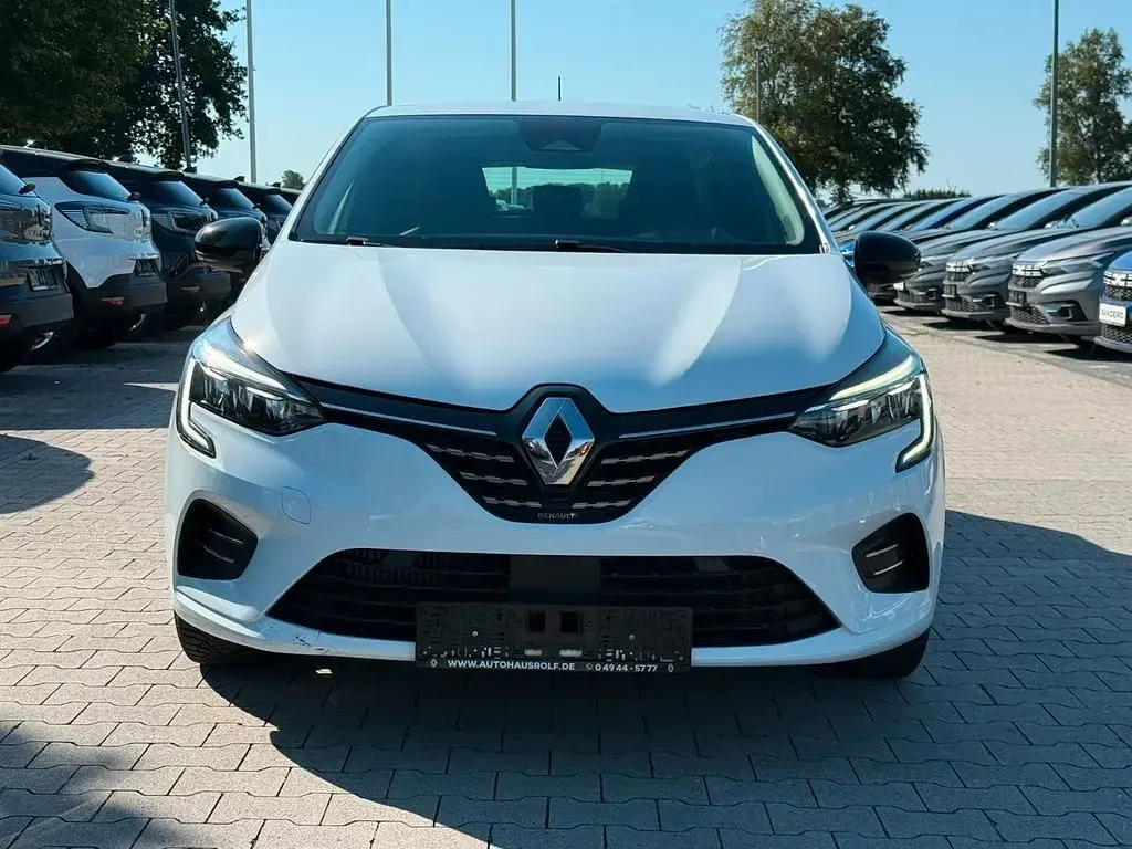 Gebraucht Renault Clio Intens 101 PS (74 kW) 2020 Silber Limousine