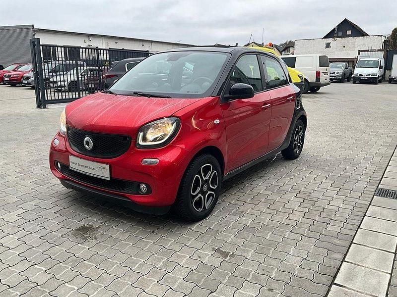 Gebraucht Smart ForFour Basis 90 PS (66 kW) 2018 Rot Kleinwagen