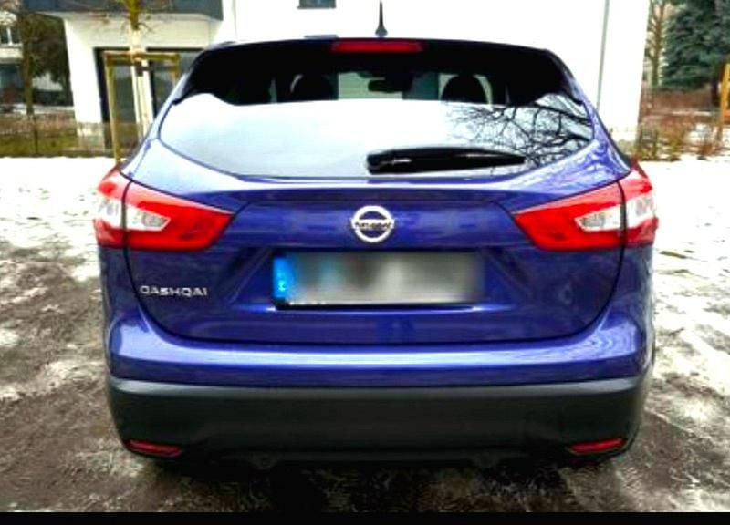 Gebraucht Nissan Qashqai 360º 115 PS (84 kW) 2015 Blau SUV