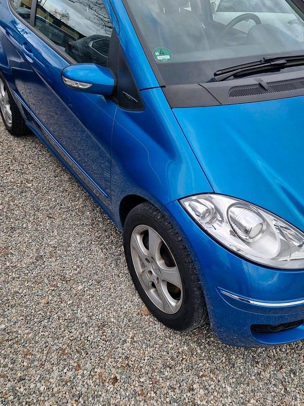 Gebraucht Mercedes A200 193 PS (141 kW) 2008 Blau Limousine