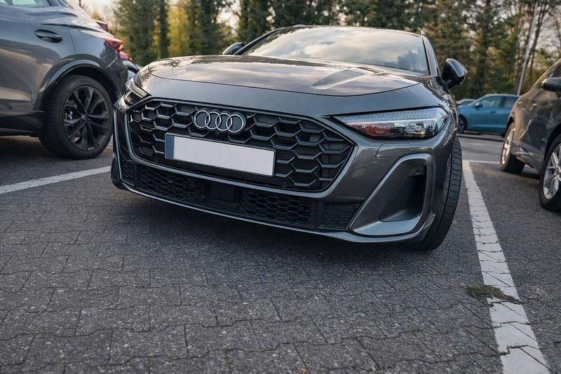 Second-hand Audi A5 Performance 150 CP (110 kW) 2024 Gri Break