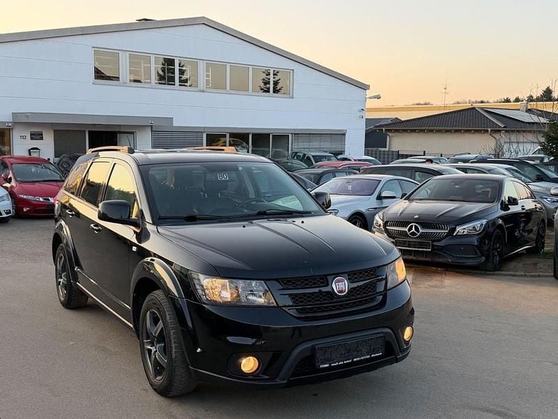 Gebraucht Fiat Freemont Black Code 170 PS (125 kW) 2014 Colore esterno (nero provocato SUV