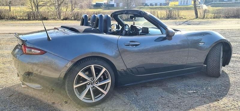 Gebraucht Mazda MX5 184 PS (135 kW) 2023 Grau Cabrio