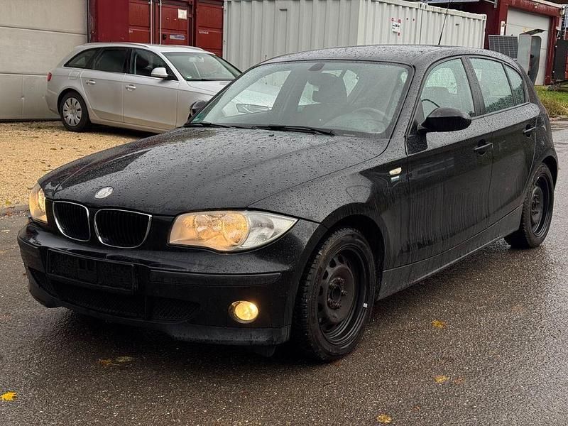Schwarz Gebraucht 2005 BMW 116 Advantage Kleinwagen | 1.150 € (Fairer Preis) - Bild 1/4