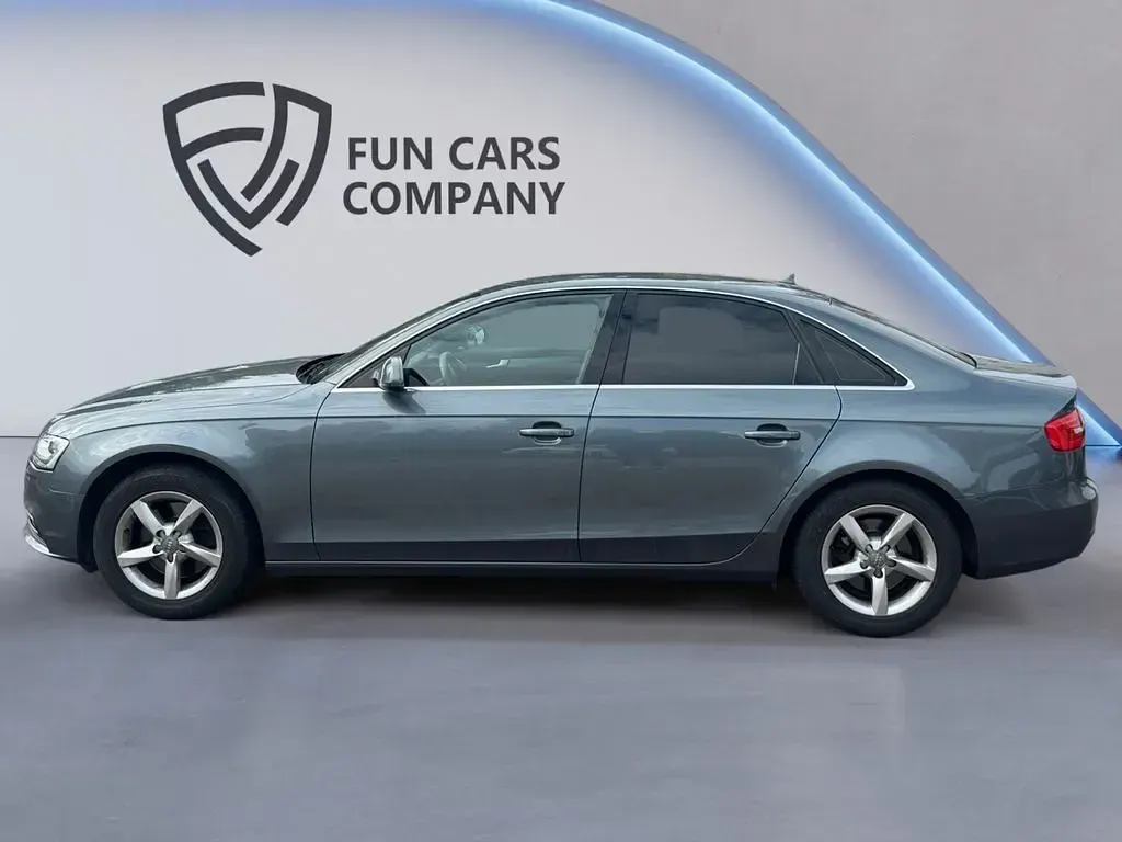 Gebraucht Audi A4 Ambiente 170 PS (125 kW) 2012 Grau Limousine